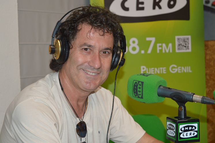 Julián Estrada.