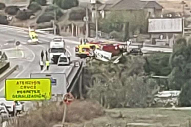 Dos personas fallecidas en el accidente de tráfico del cruce de la Ribera Baja