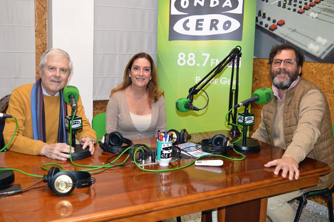 Juan Ortega, Carmela Jiménez y Lorenzo Reina.