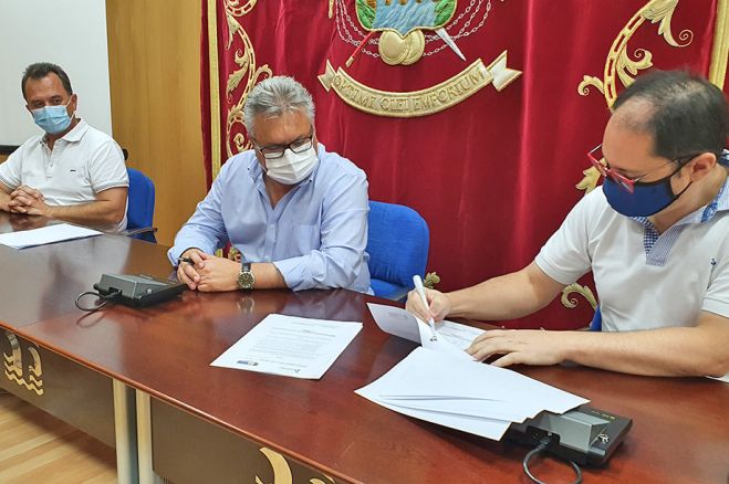 Firma del convenio.