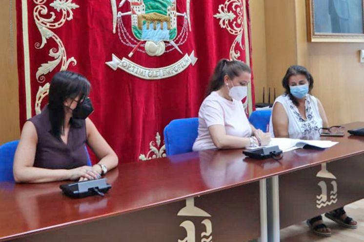 Firma del covenio.