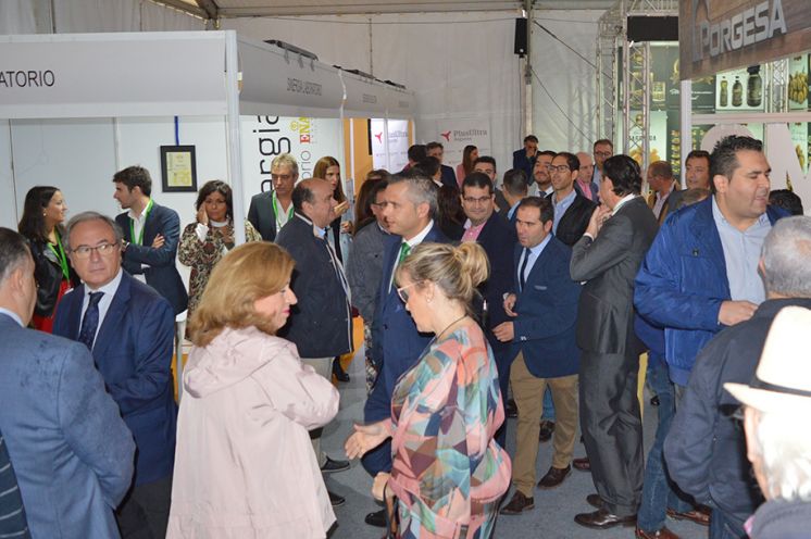 Expogenil (arcivho).