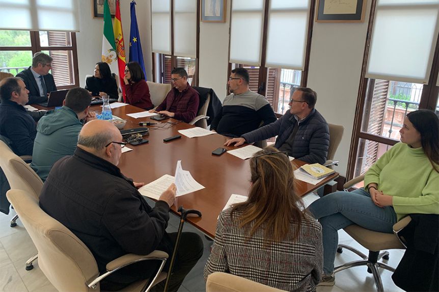 Primera reunión de la Mesa.