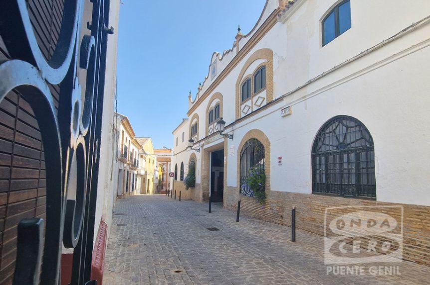 Bodegas Delgado.